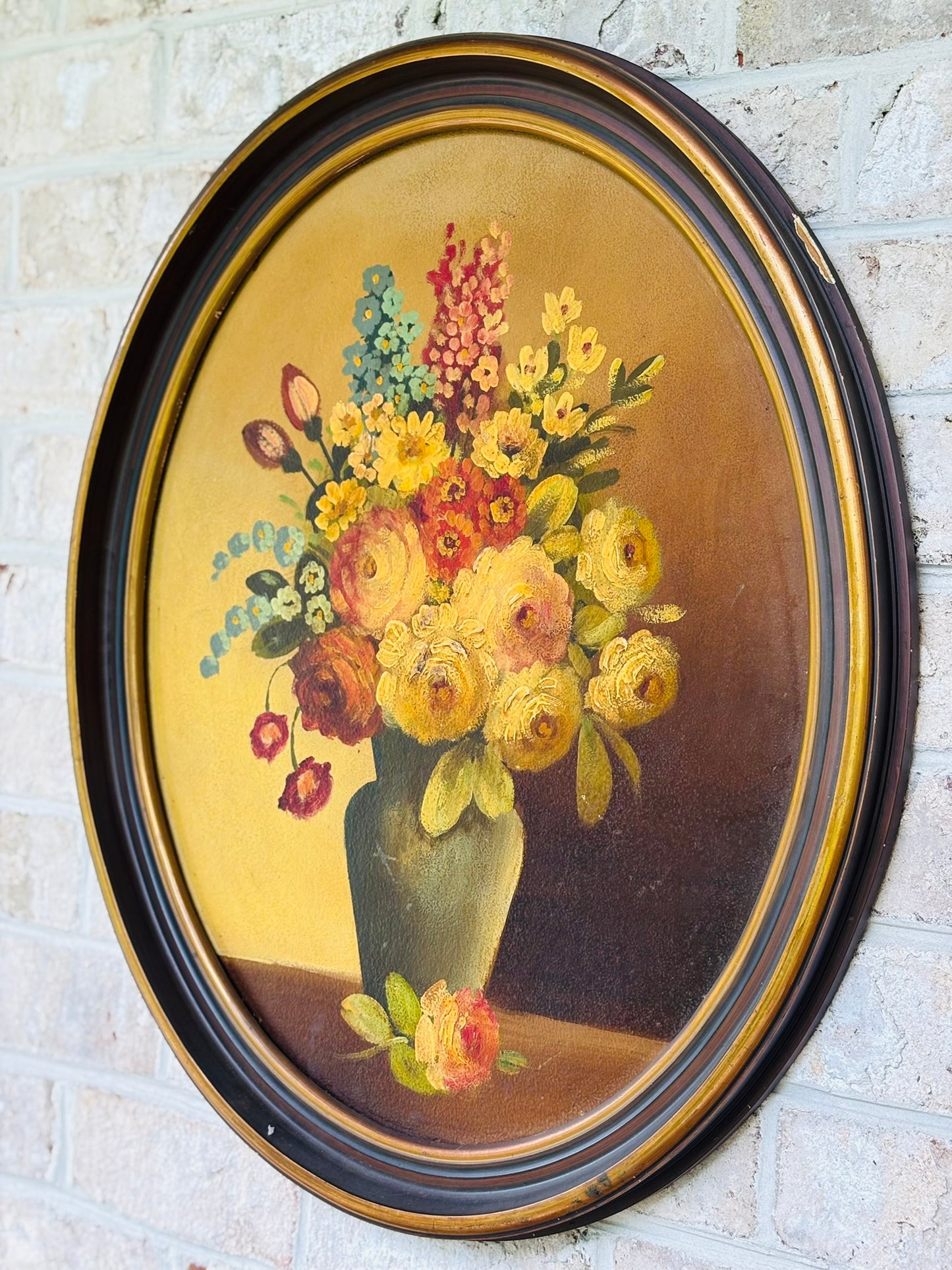 Antique Oval floral oil painting 21 x 25