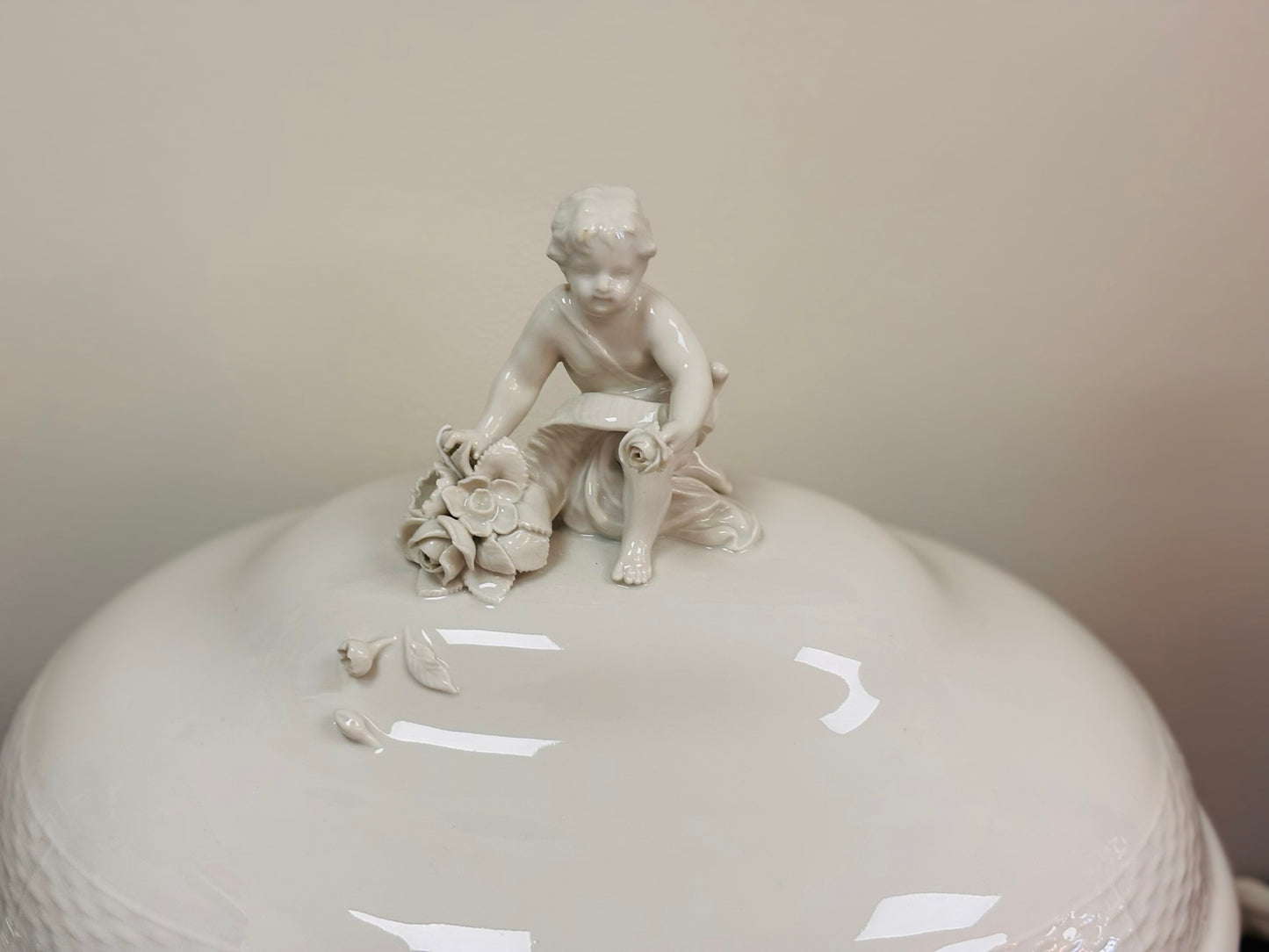 Vintage White Berlin Tureen 16 l x 12 h