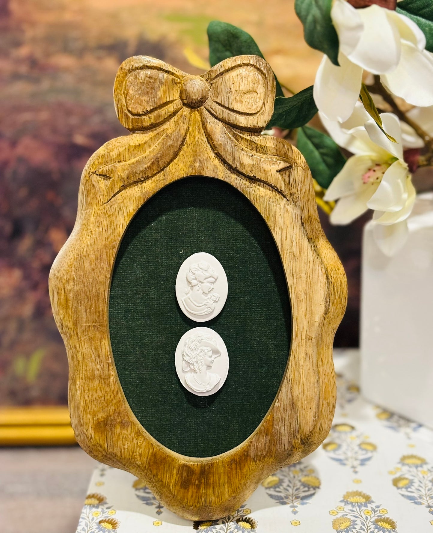 Wood & Green Intaglio Petite Heirloom 9 x 6 x .75
