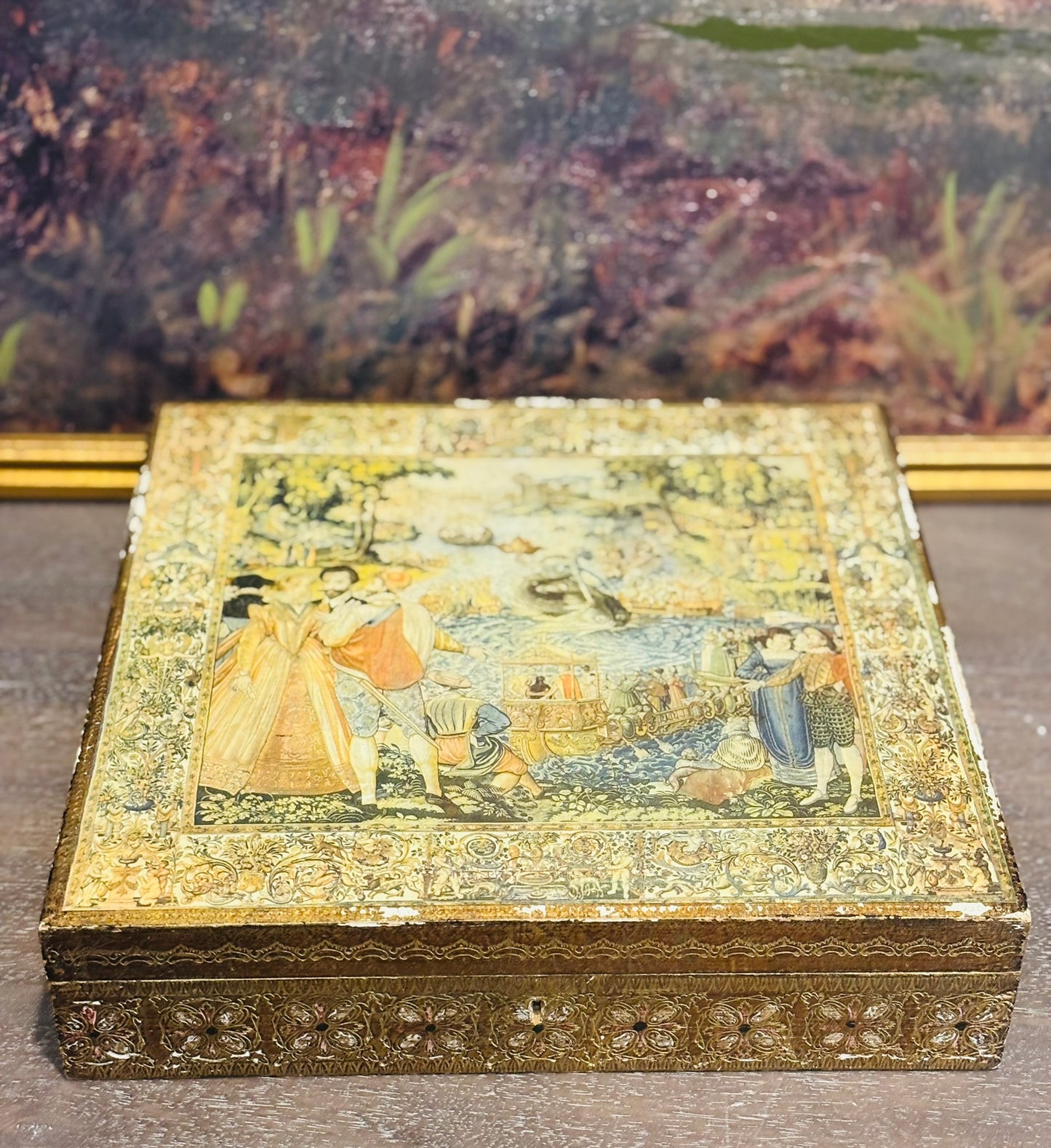 Large florentine box 11.25 sq x 2.5 h
