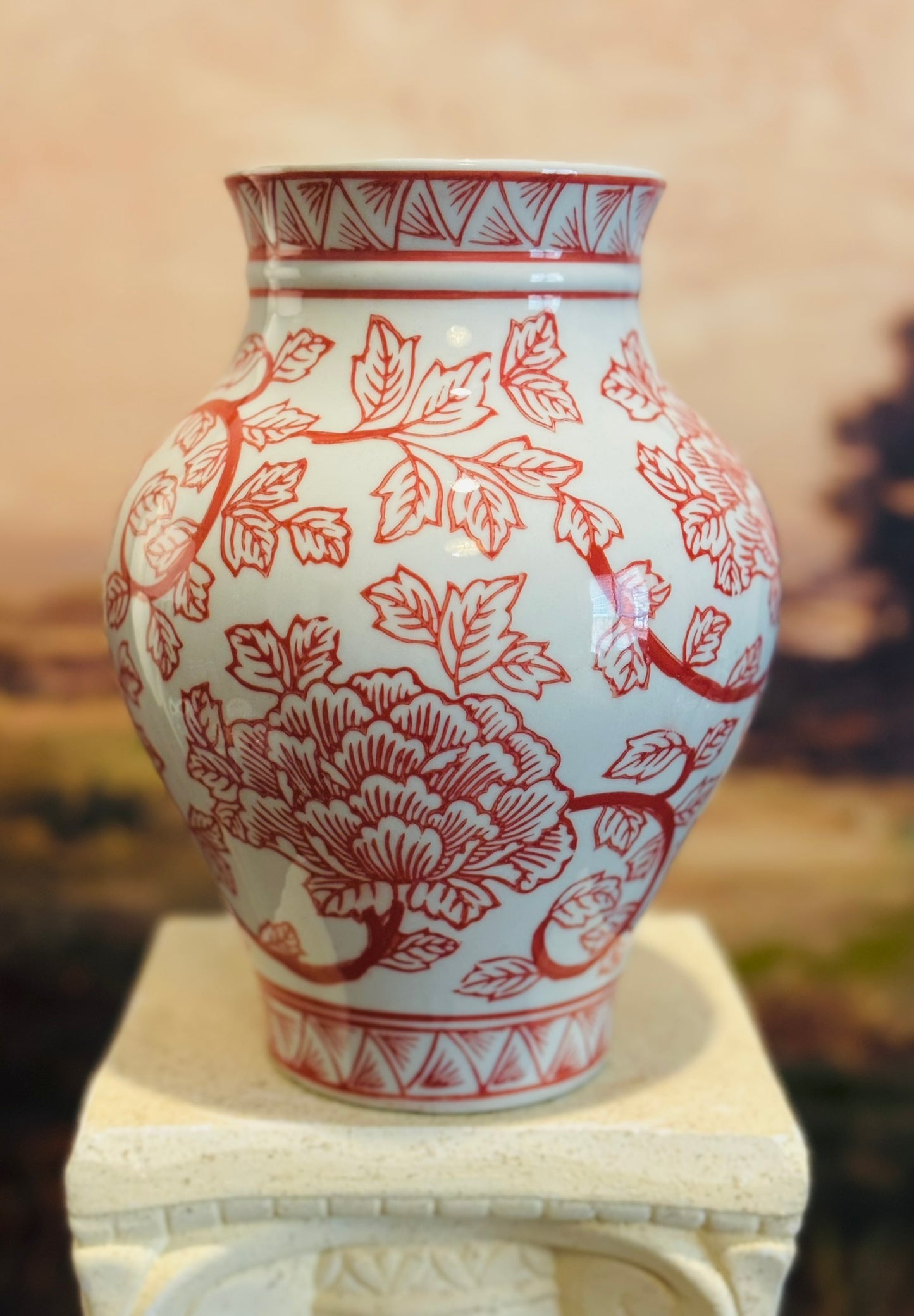 Coral vase 8 x 7