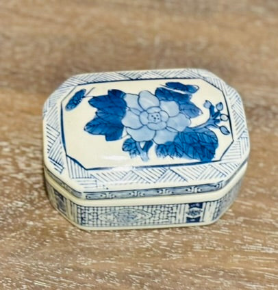 Blue and White Chinoiserie Trinket Box- new