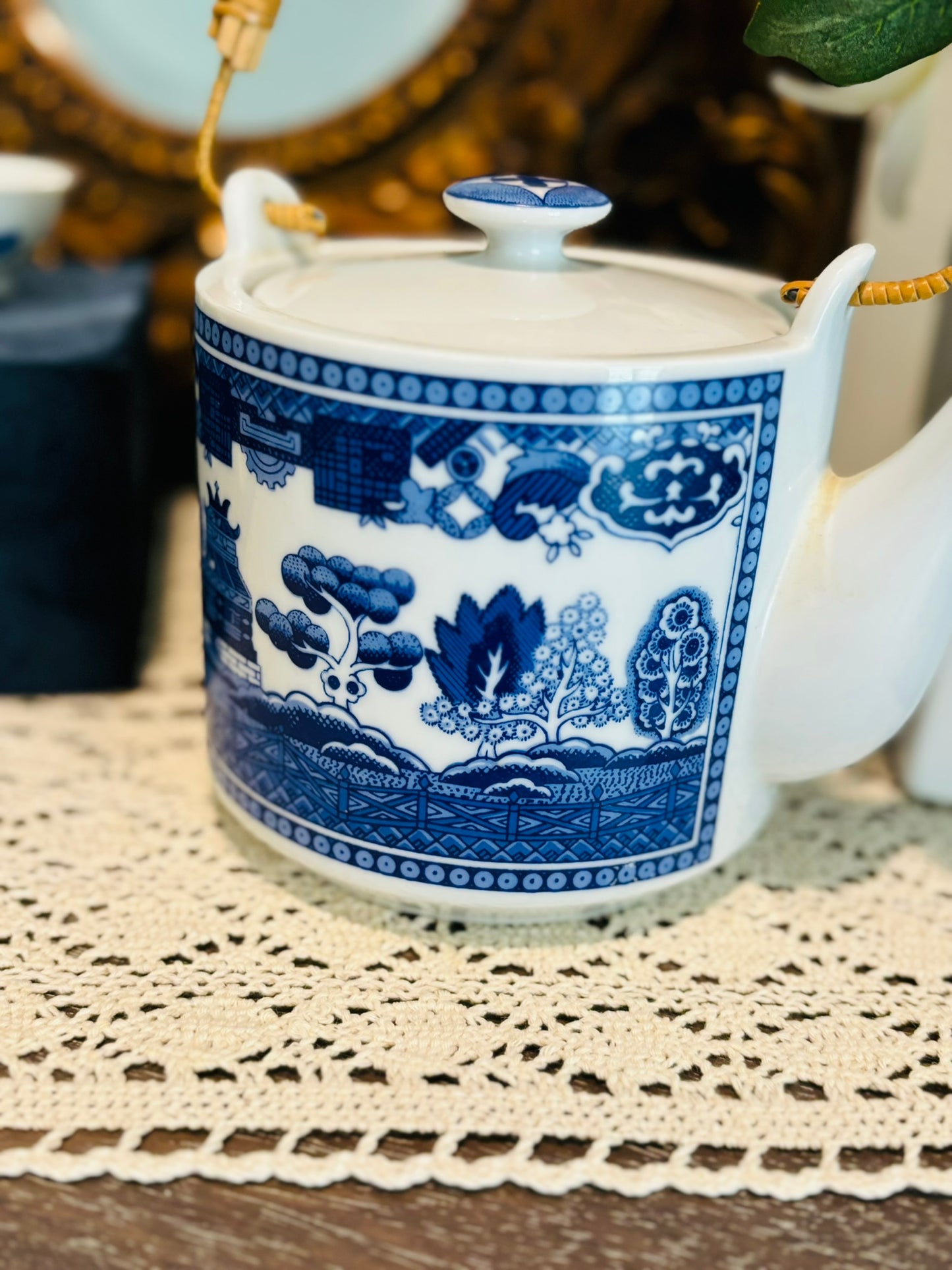 Holt Howard Japan Blue Willow Chinoiserie Teapot