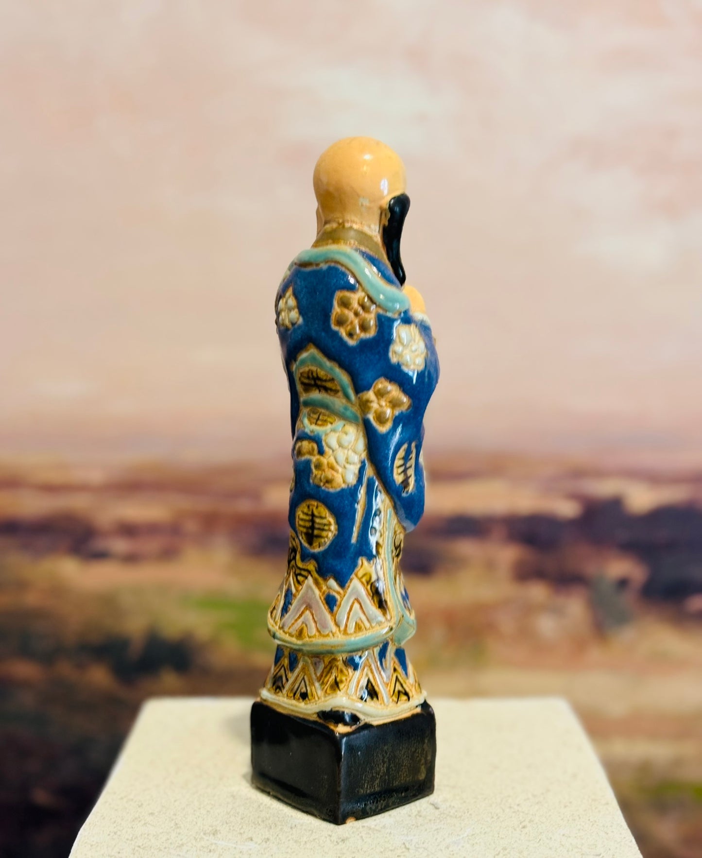 Chinese Shou Lao God of Longevity figurine  7.5 h 1.5 w/d