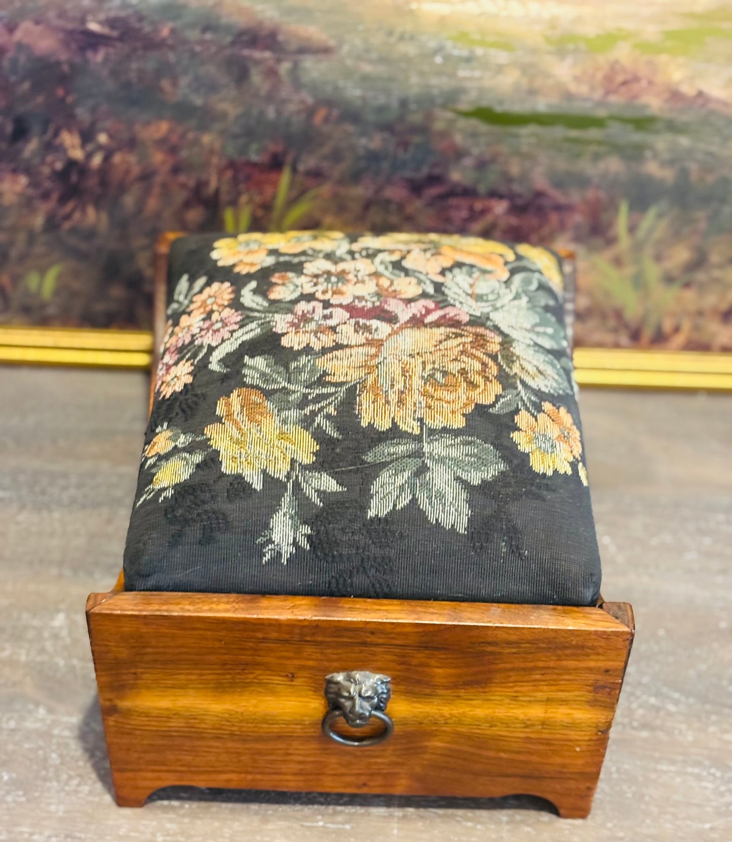Wood foot rest with lion handles 12 l 10 w 6 h