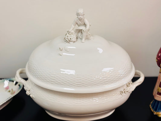 Vintage White Berlin Tureen 16 l x 12 h