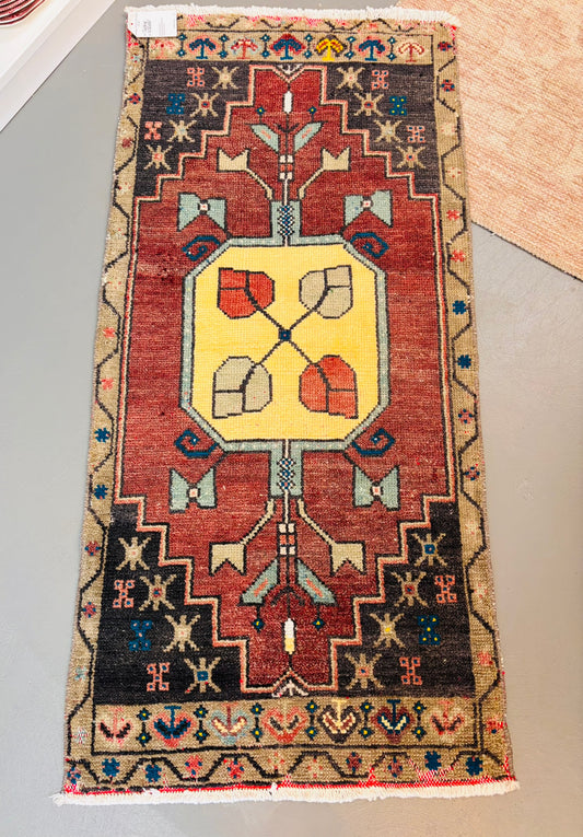 Vintage-Inspired Turkish Rug 21.75" x 44.5 "