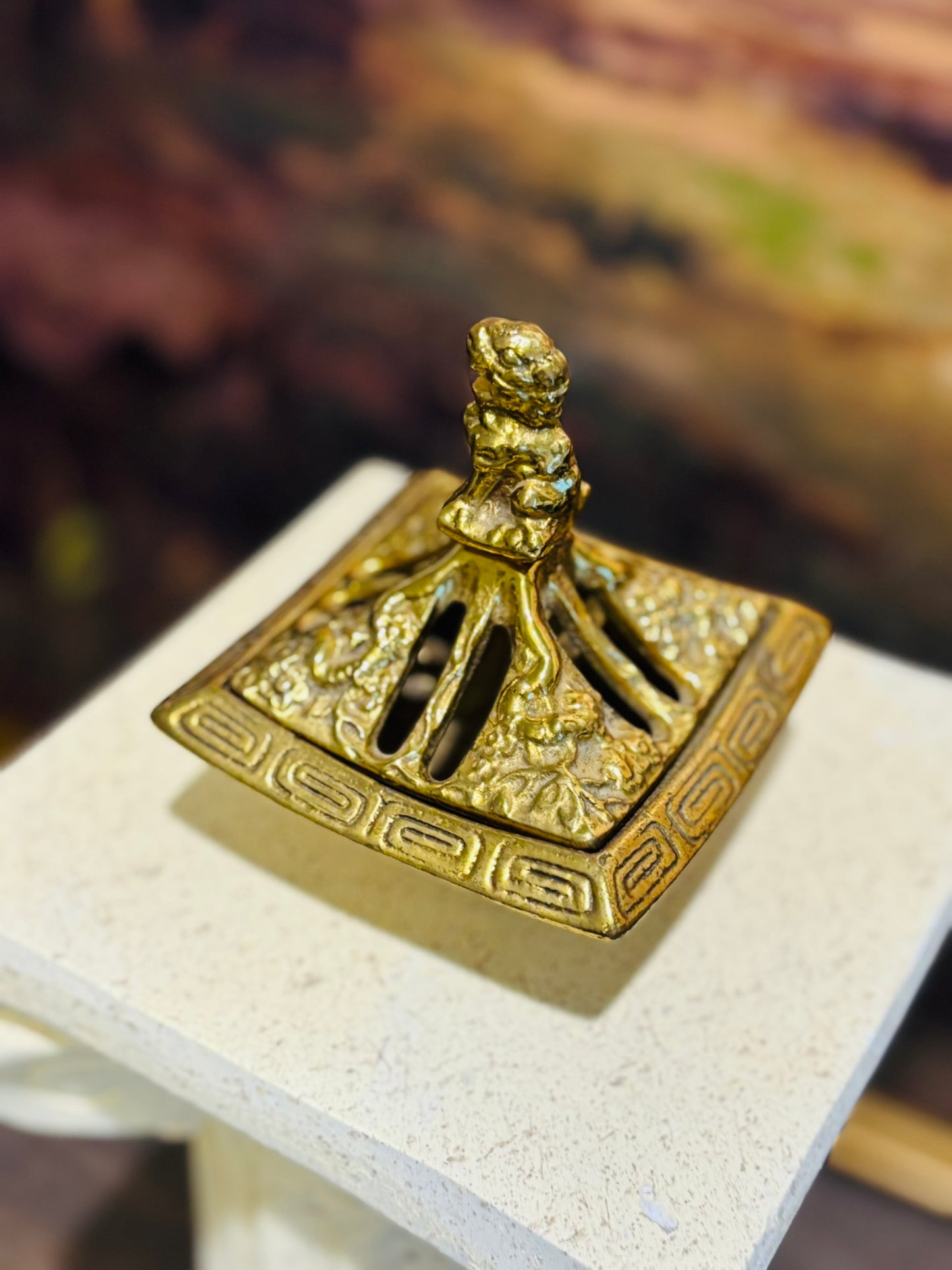 Brass heavy foo dog trinket box trifooted 4 h 3.5 w/d/l