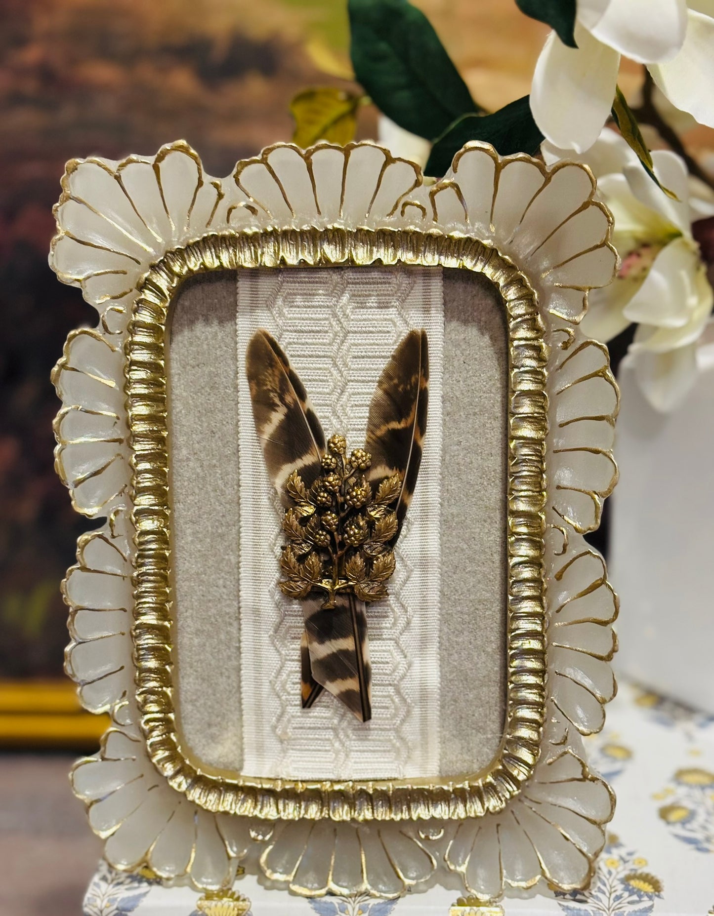 Gray Feathers Petite Heirloom 6 x 8 x. 5