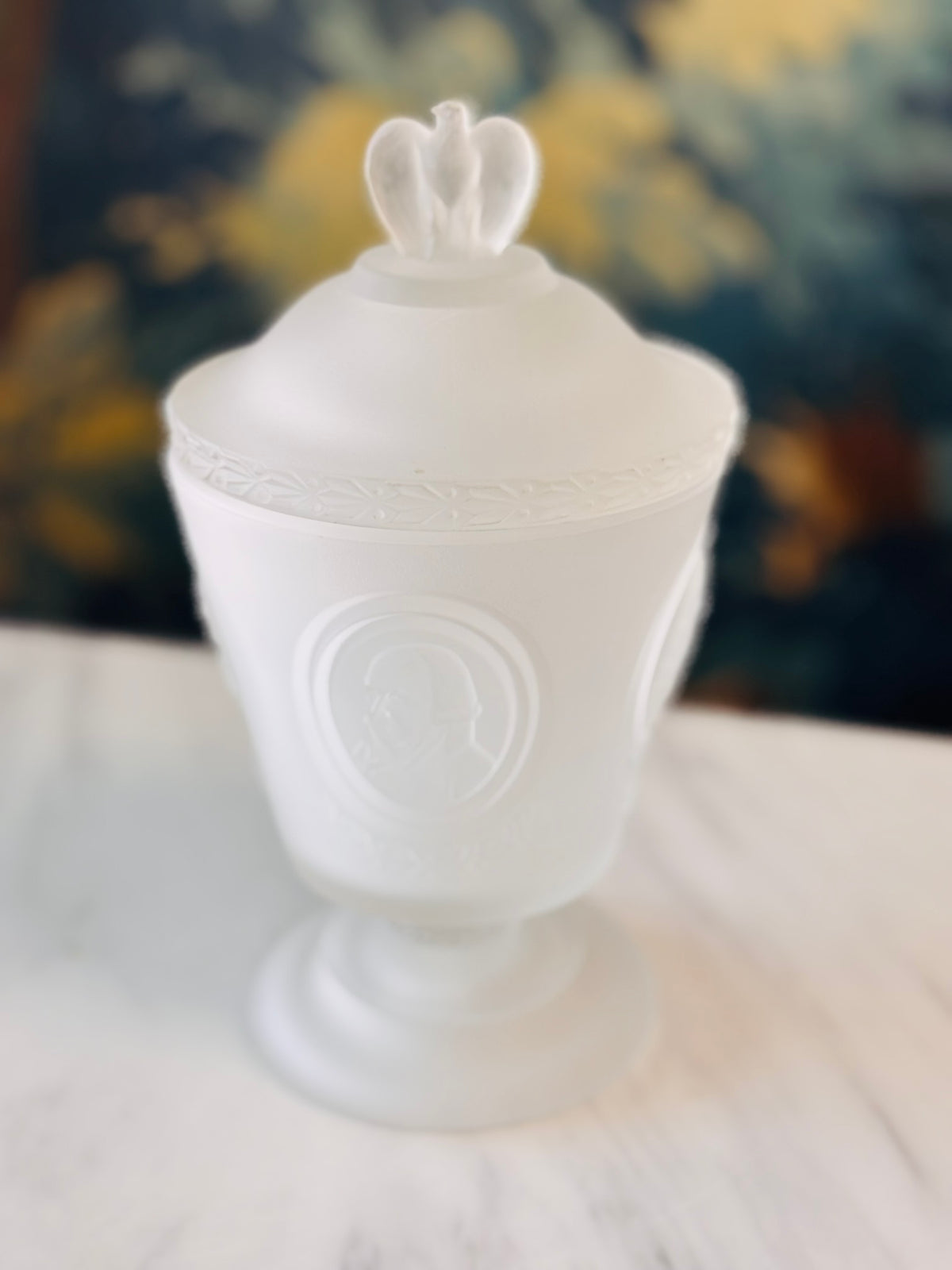 Vintage Frosted Glass Presidential Covered Dish with Eagle Finial – 7.5"
