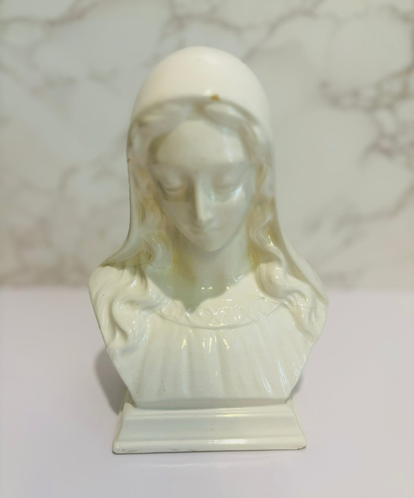 Virgin Mary bust  7 h x 5 w