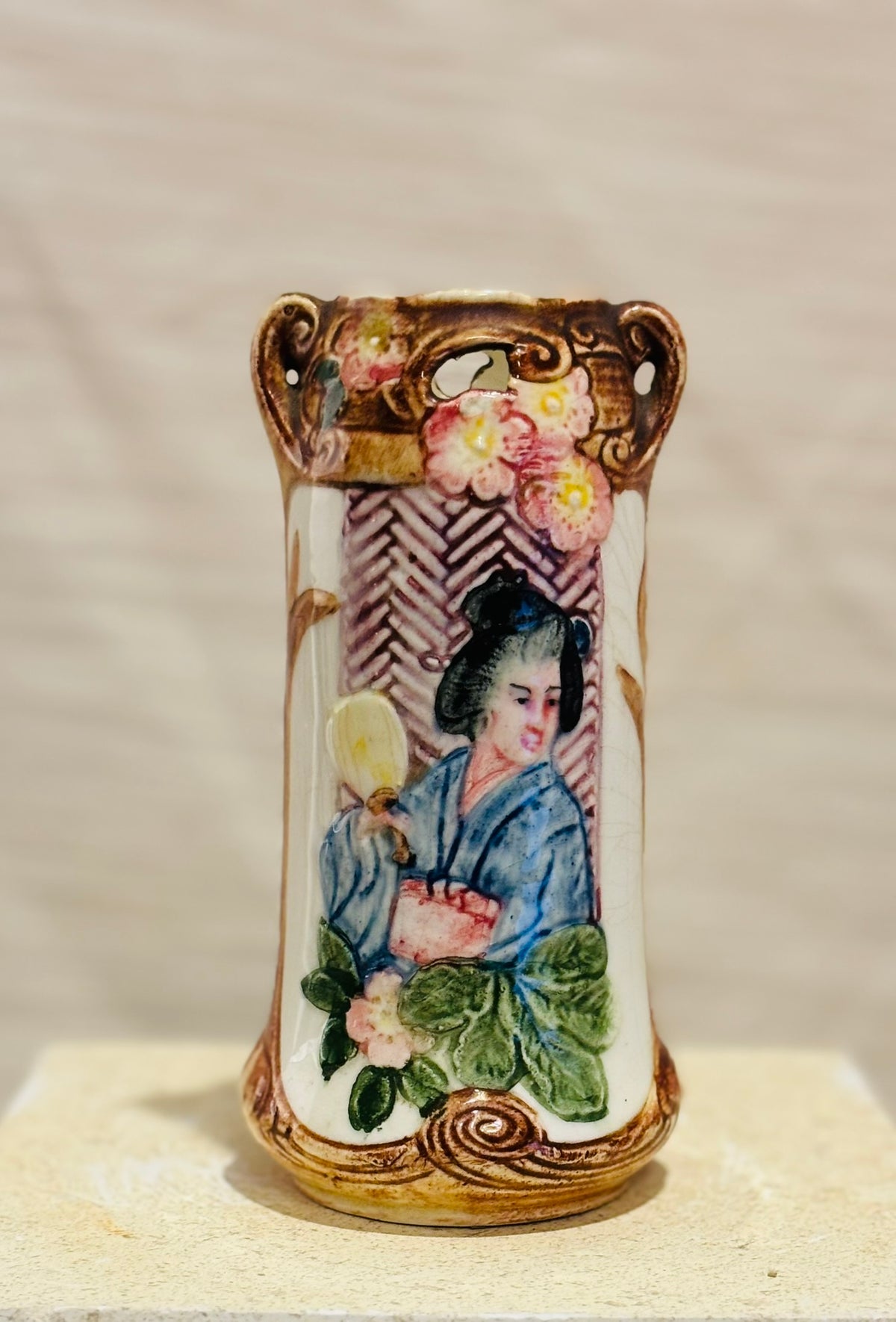 Vintage Japanese Geisha Bud Vase – Hand-Painted Floral Design – 5.5"
