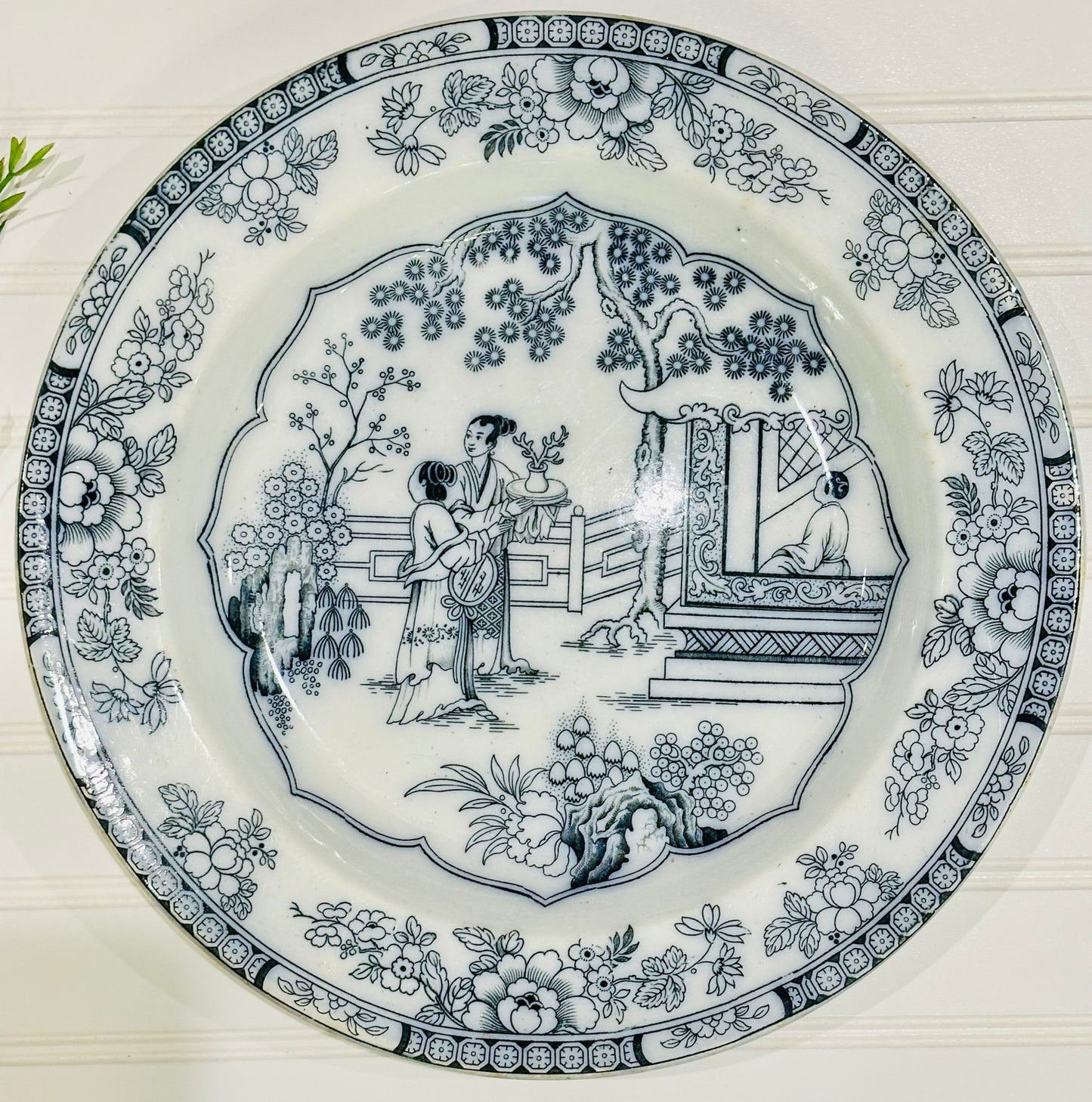 Antique Gildea & Walker Oriental Tea house Geisha Flow Blue Plate 13 w