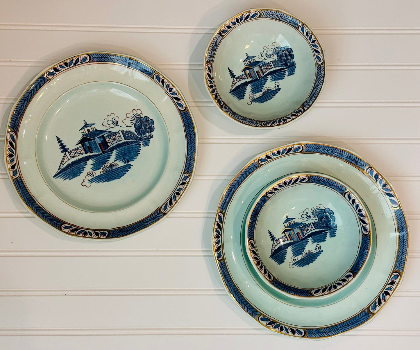 Set of blue asian 2 plates and 2 bowls 10 inches and 6.25 inches bowls