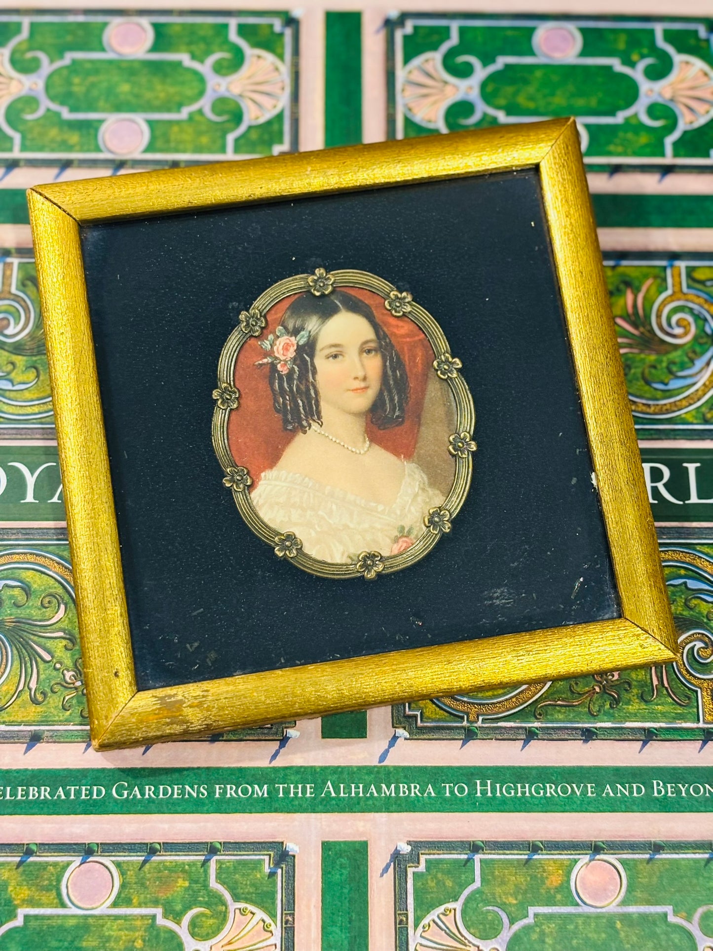 Vintage Pair of Victorian Mini Portraits 4.5 w