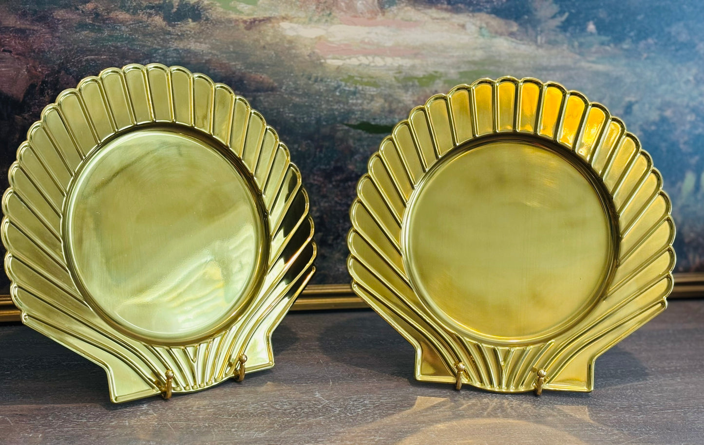 Set of 4 Brass Shell Chargers 11 h 11 w
