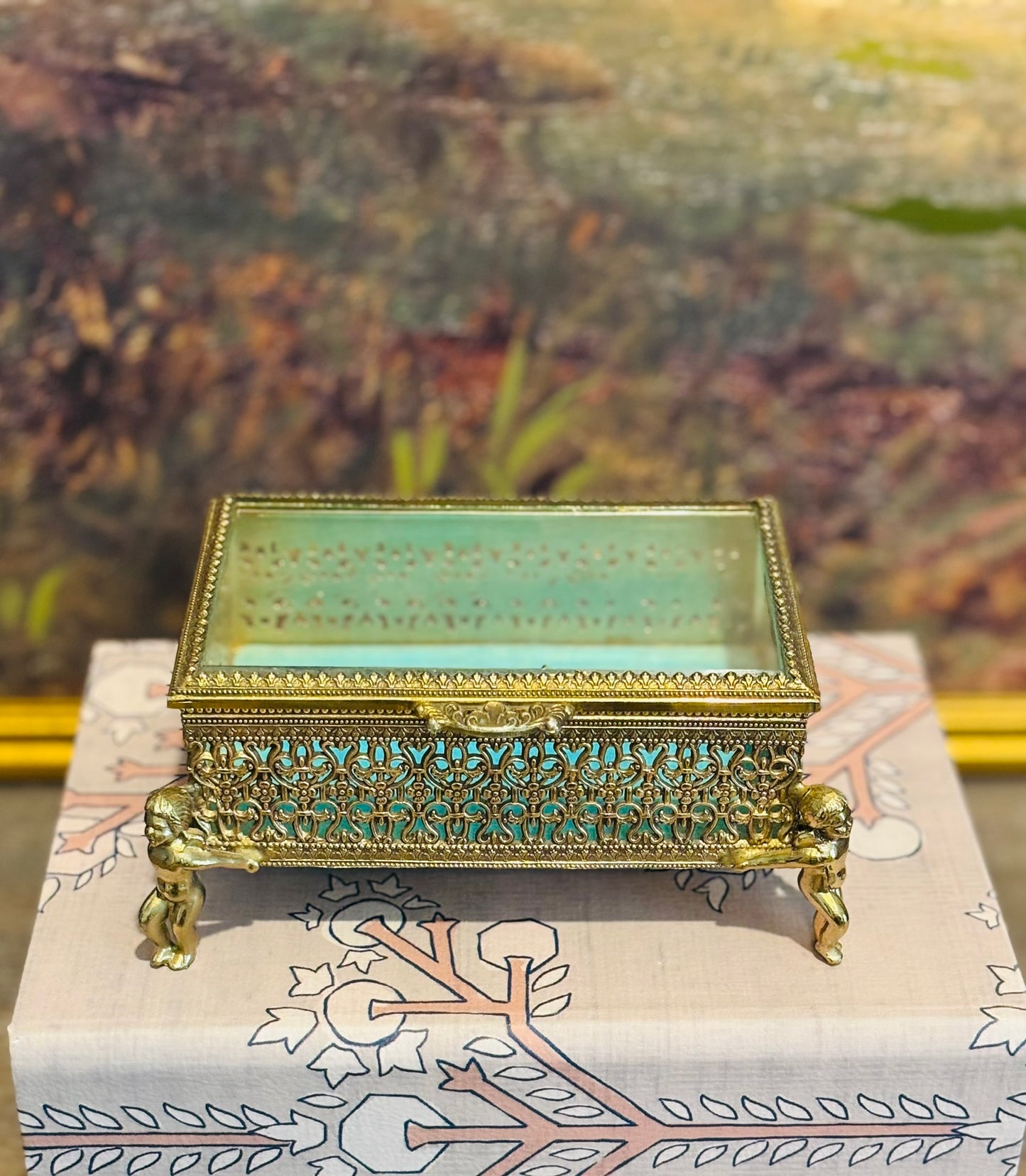 Small rectangle cherub jewelry casket 5.5l 3.5 w 3 h