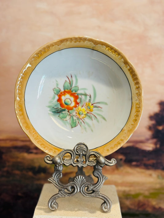 Set of 6 Japanese Lusterware Large bowls 9 w 2.5 h